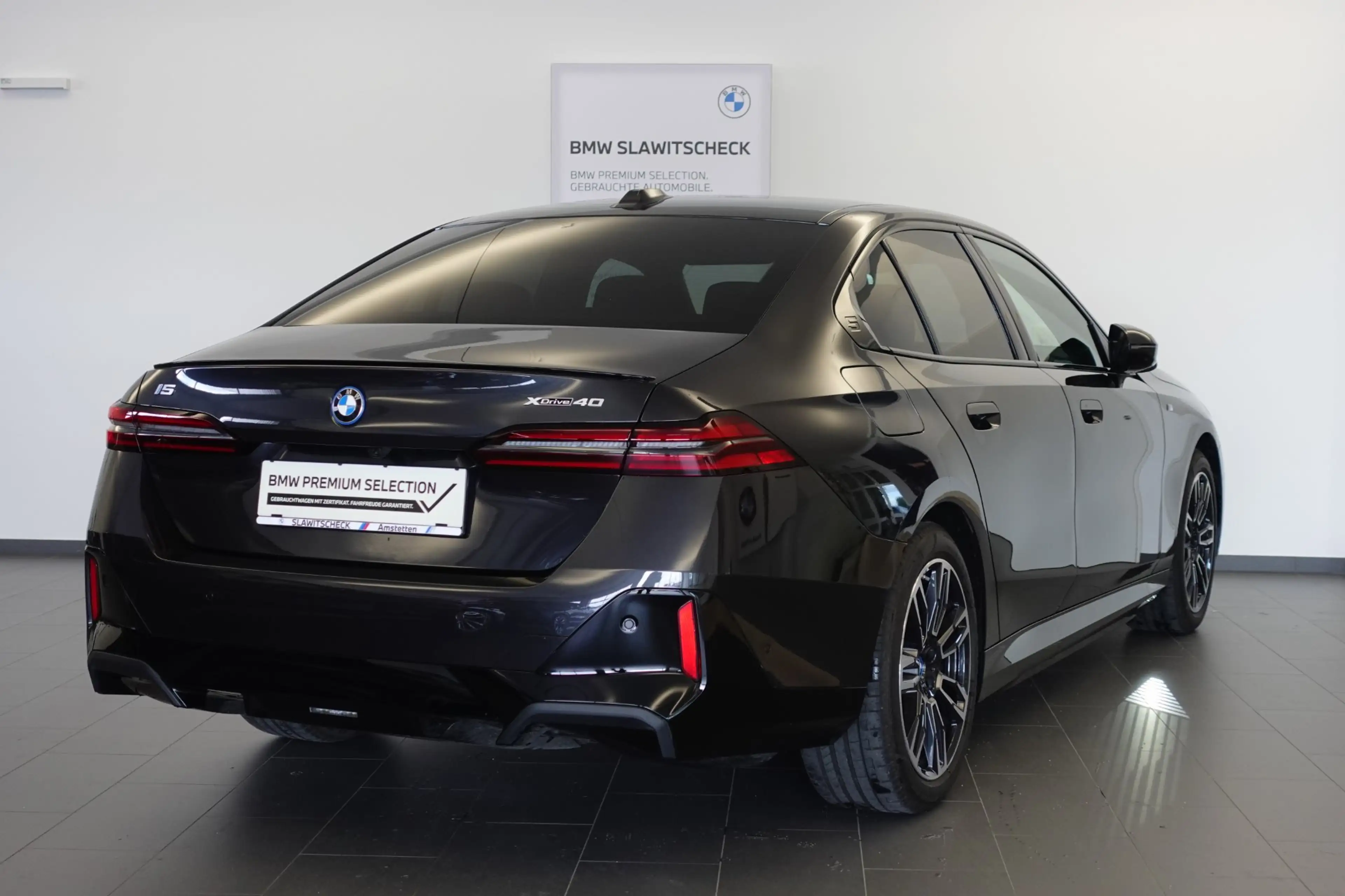 BMW i5 xDrive40 G60 — photo 3