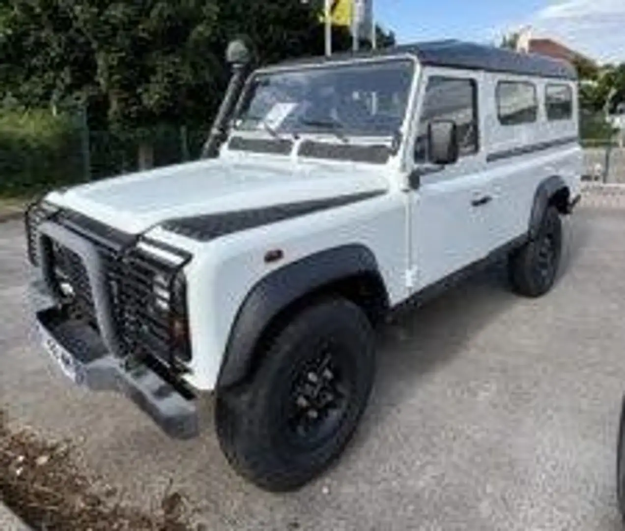 Land Rover Defender 2.5 TD5 Белый - 1