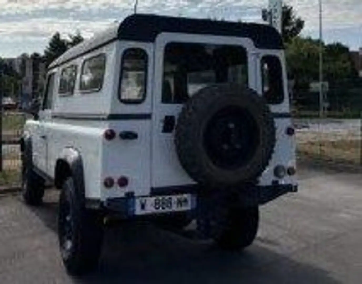 Land Rover Defender 2.5 TD5 Blanc - 2