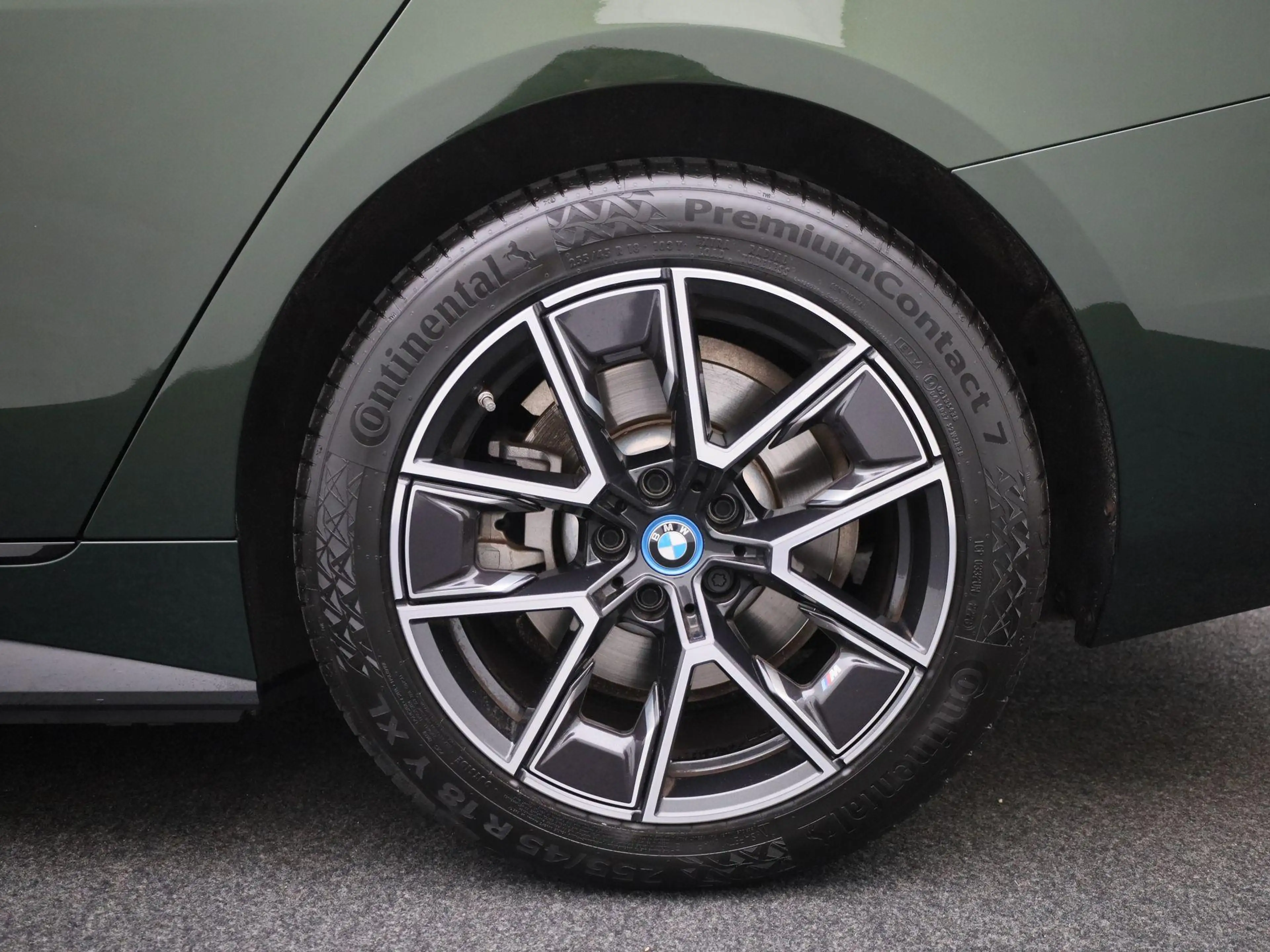 BMW i4 eDrive40 High Executive 84 kWh | WORDT VERWACHT | — photo 13