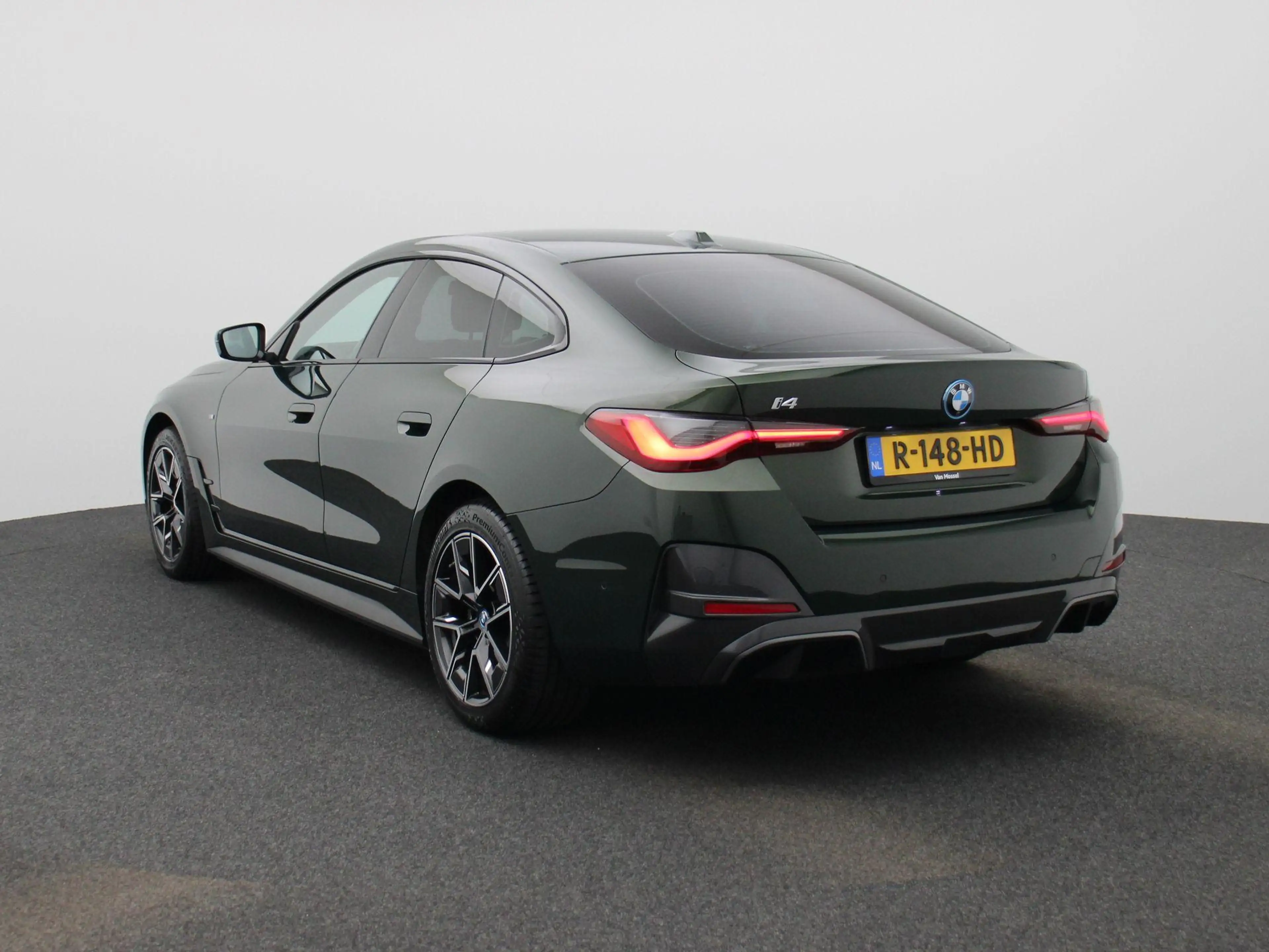 BMW i4 eDrive40 High Executive 84 kWh | WORDT VERWACHT | — photo 2
