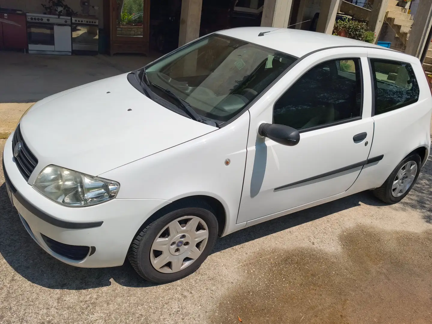 Fiat Punto Punto II 2003 3p 1.3 mjt 16v Classic Biały - 1