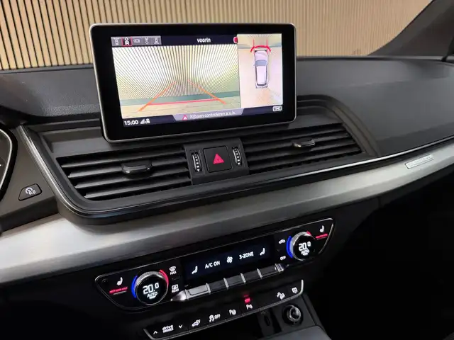 Audi Q5 view 13