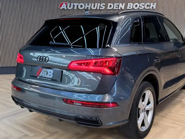 Audi Q5 view 20
