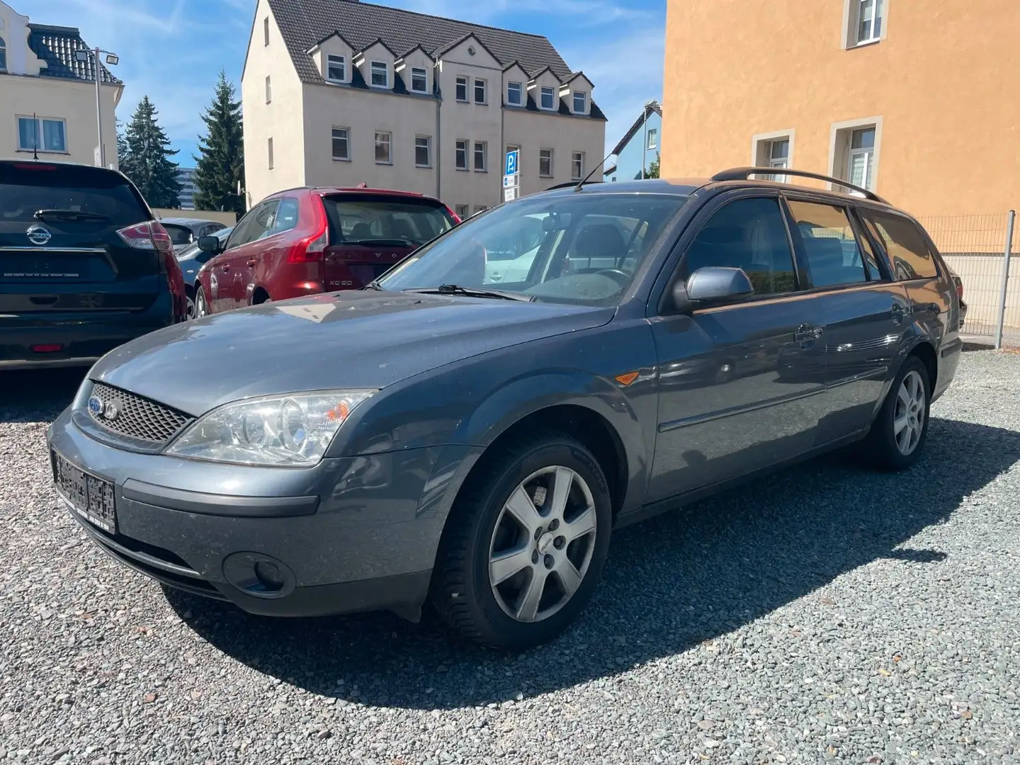 Ford Mondeo 1.8 92 kW Ambiente Grau - 1