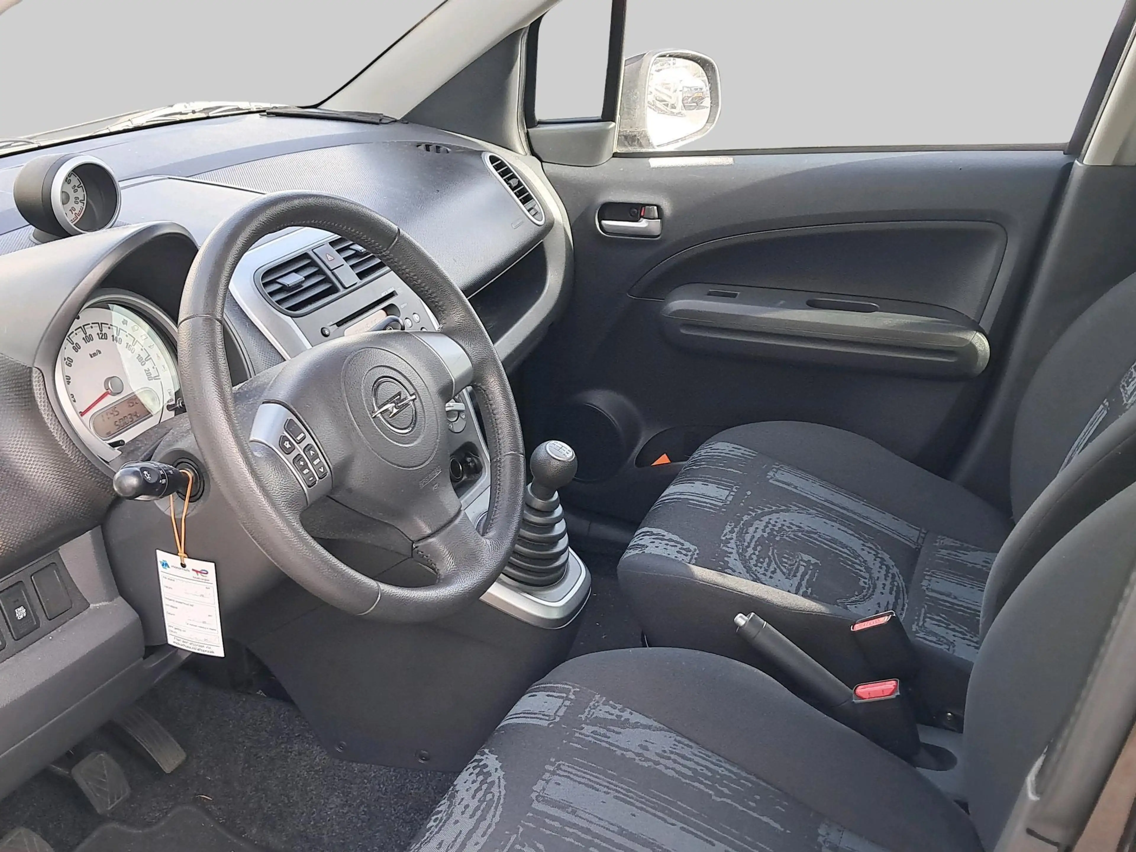 Opel Agila 1.0 Berlin — photo 12