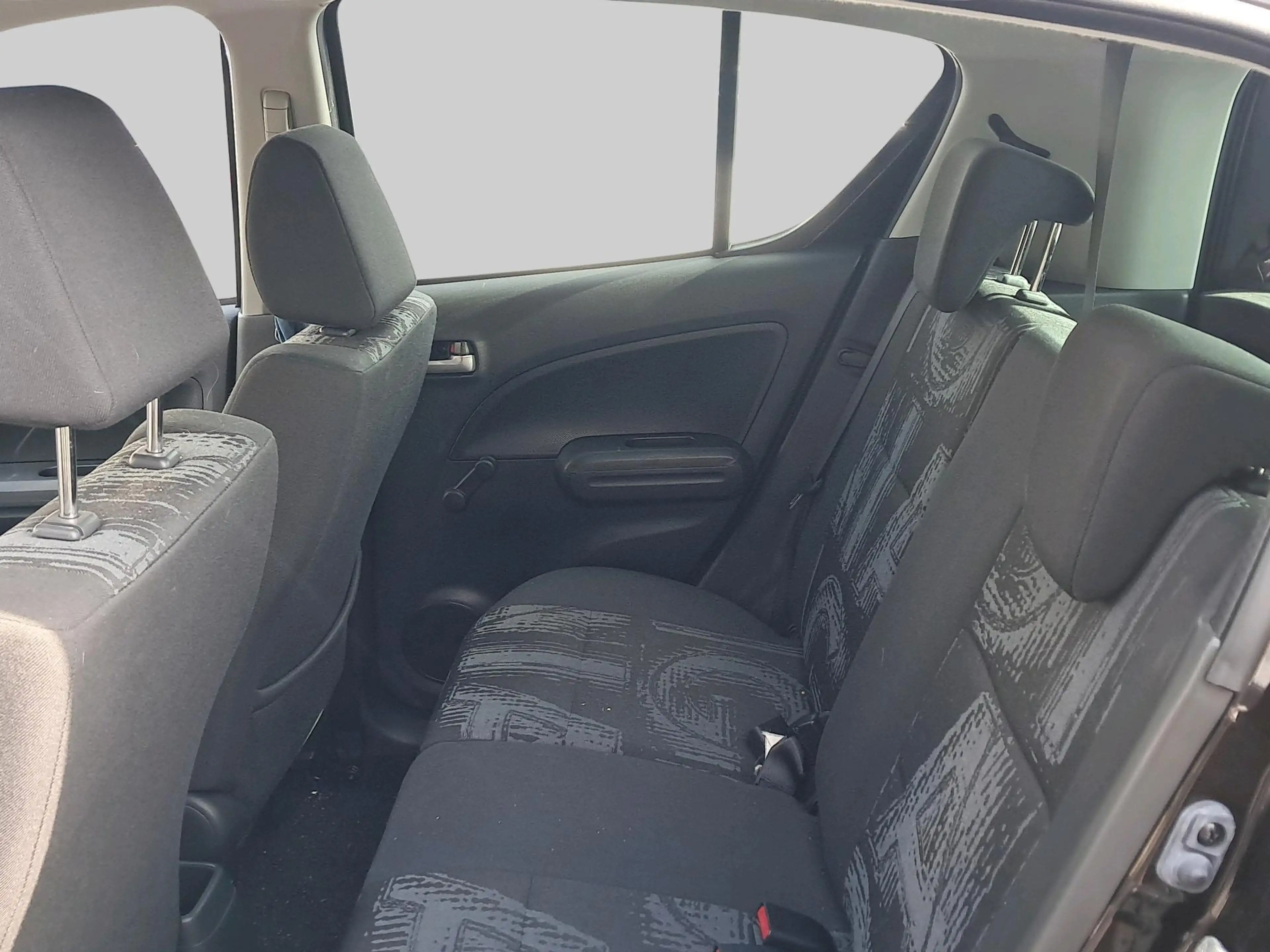 Opel Agila 1.0 Berlin — photo 6
