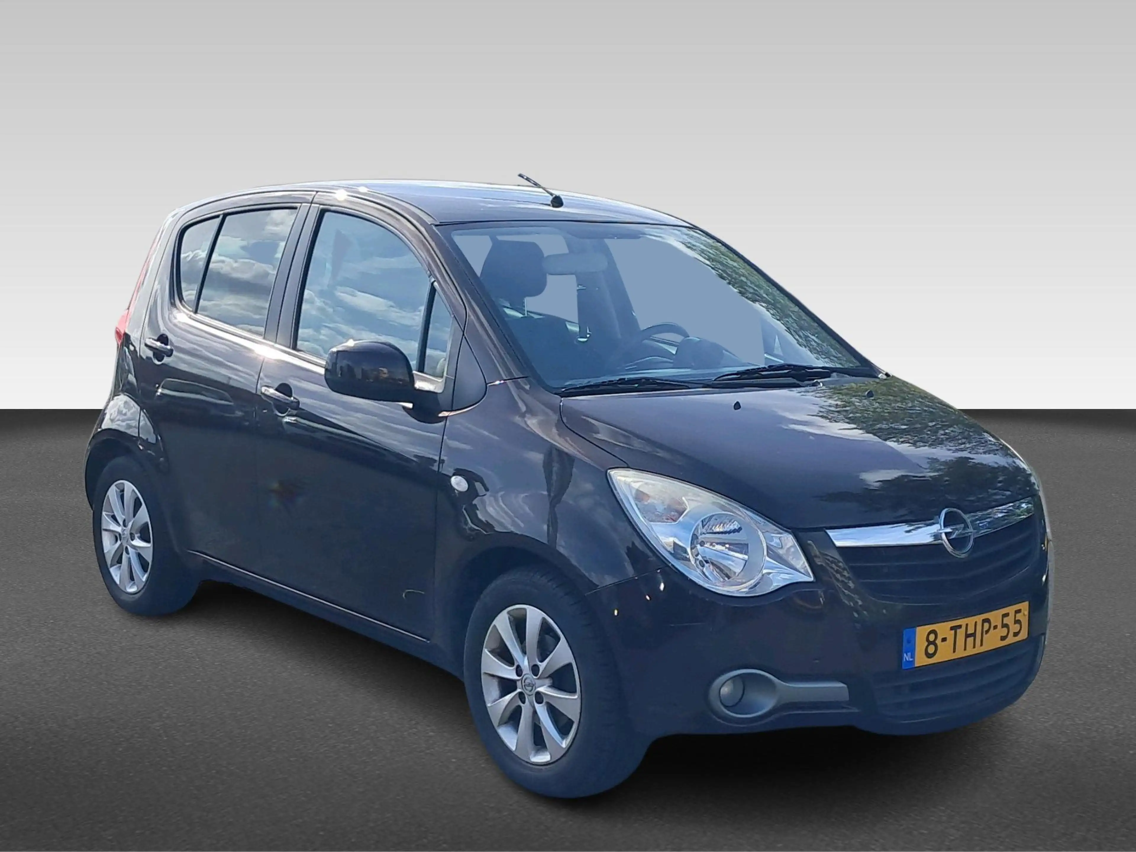 Opel Agila 1.0 Berlin — photo 8