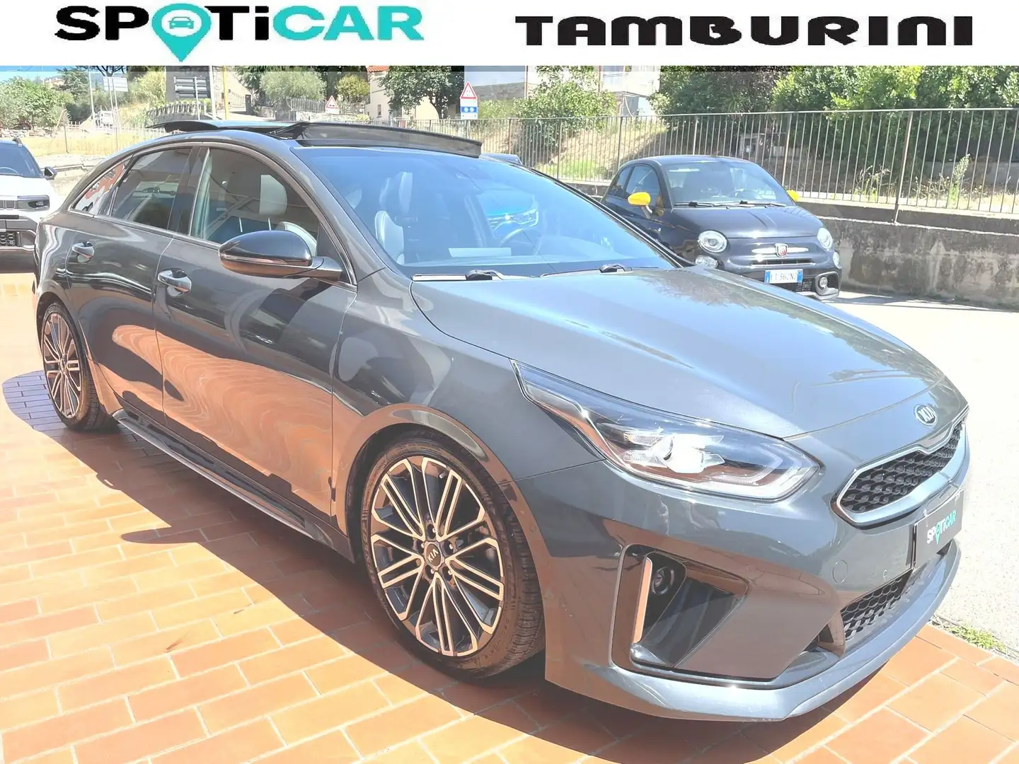 Kia ProCeed / pro_cee'd ProCeed 1.6 CRDI DCT GT Line Šedá - 1