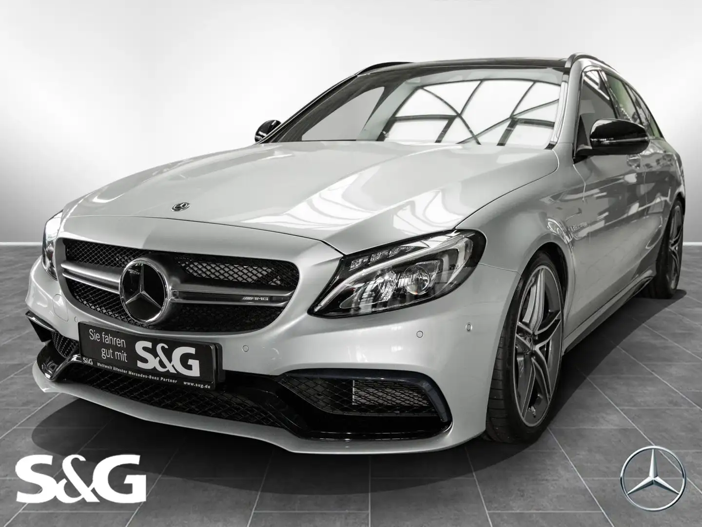 Mercedes-Benz C 63 AMG T RüKam+Totwink+Pano+LED+Sitzhzg.+19 Plateado - 1