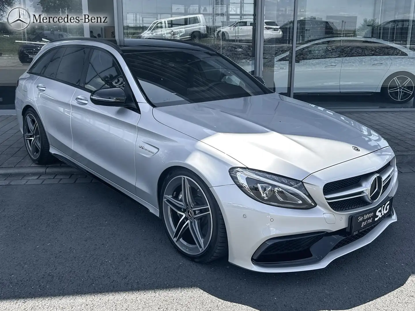 Mercedes-Benz C 63 AMG T RüKam+Totwink+Pano+LED+Sitzhzg.+19 Argent - 2