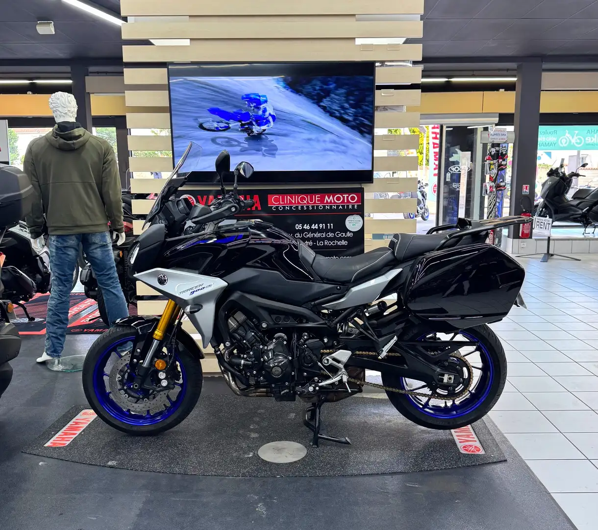 Yamaha Tracer 900 Grigio - 1