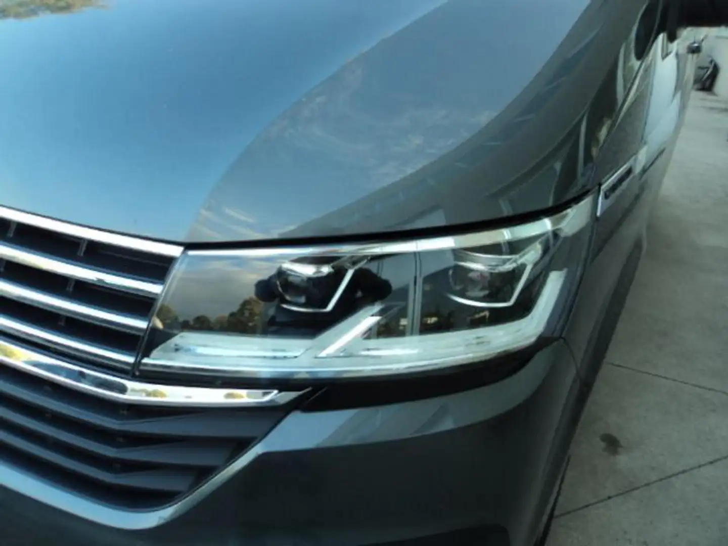 Volkswagen Caravelle 2.0 TDI 150CV DSG PC Comfortline Grigio - 2