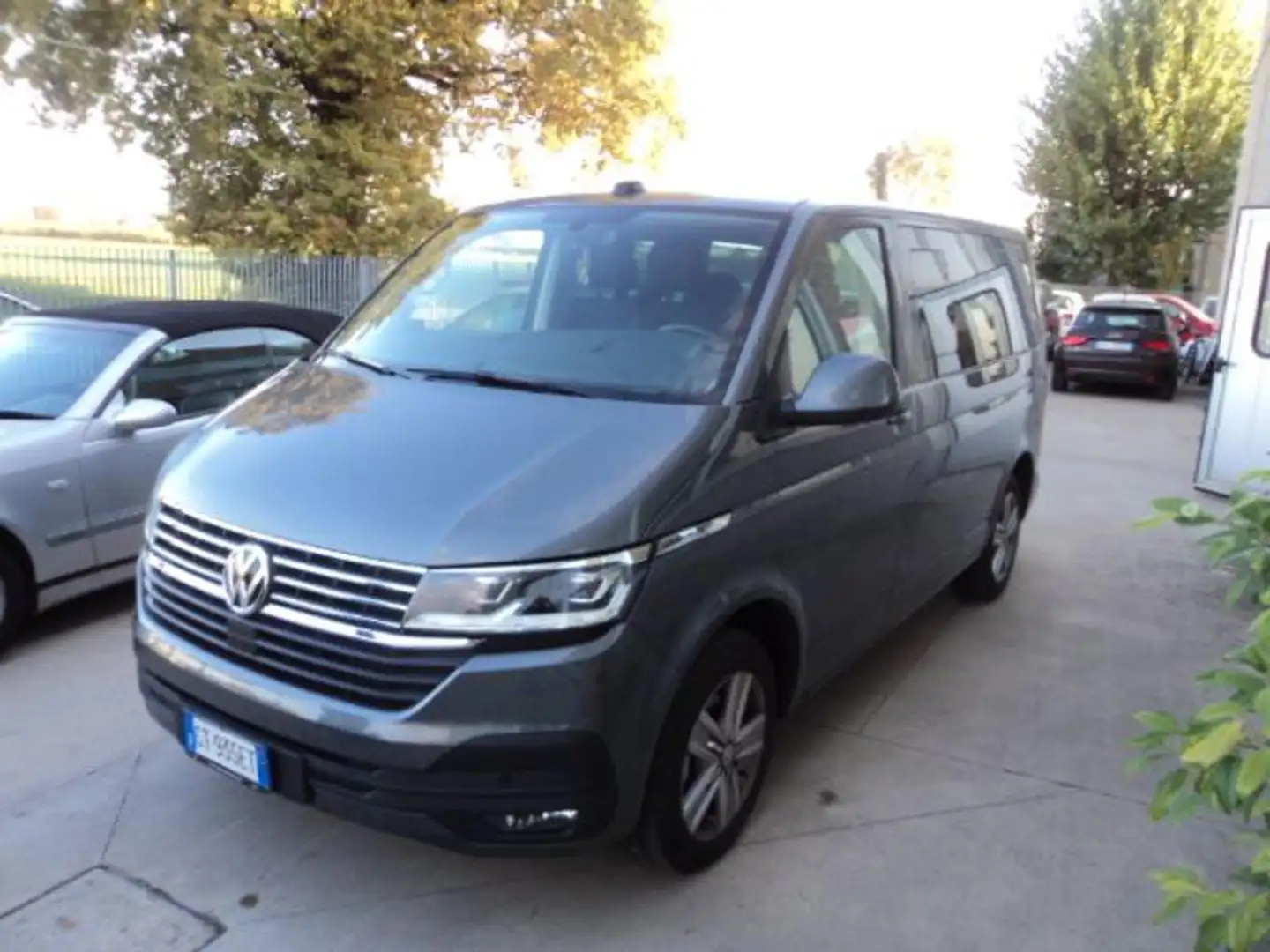 Volkswagen Caravelle 2.0 TDI 150CV DSG PC Comfortline Grigio - 1