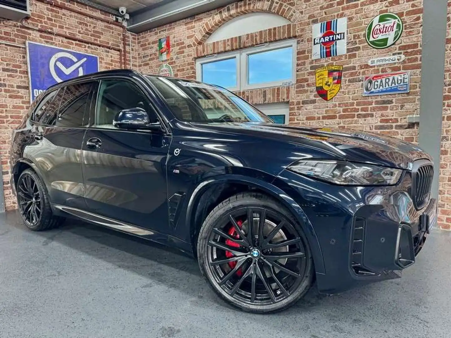 BMW X5 X5 30dA 3.0 286cv Auto xDrive M-SPORT (7Places) Noir - 1