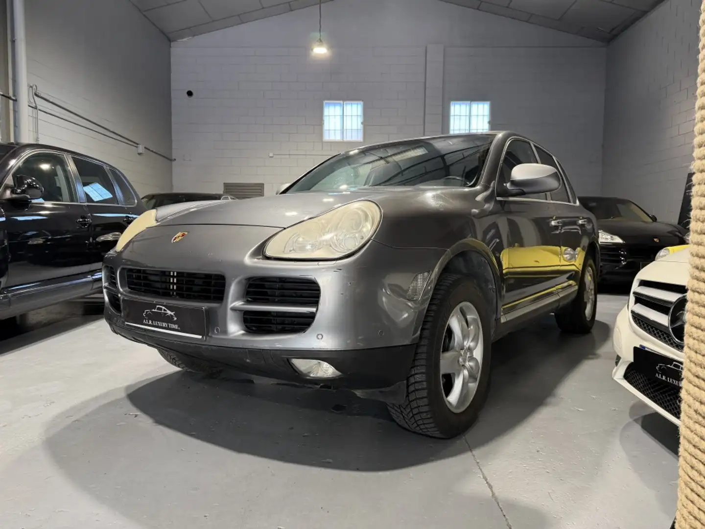 Porsche Cayenne Grau - 1