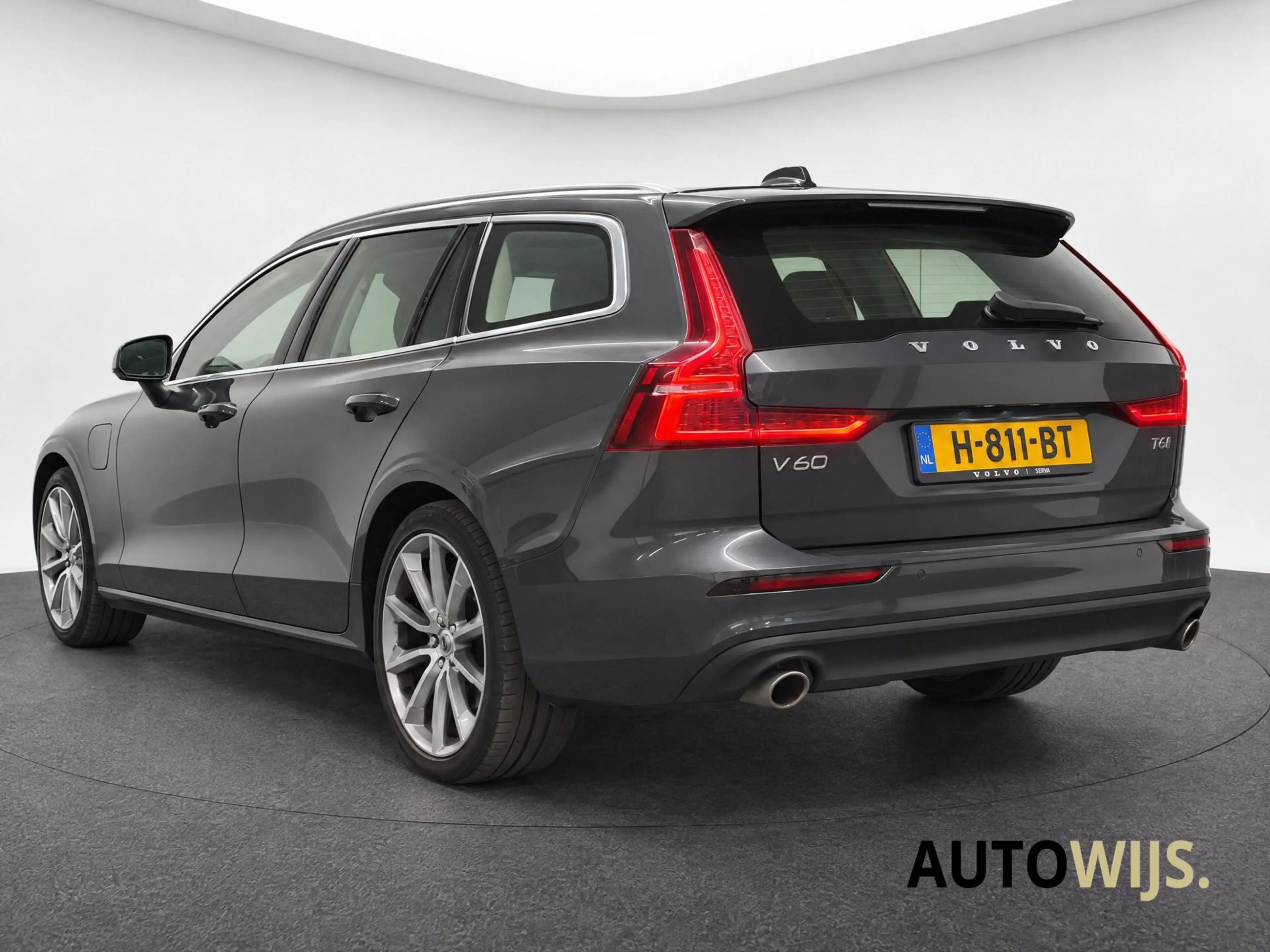 Volvo V60 2.0 T6 Twin Engine AWD Momentum Pro|PANO|CAMERA|ST — photo 7