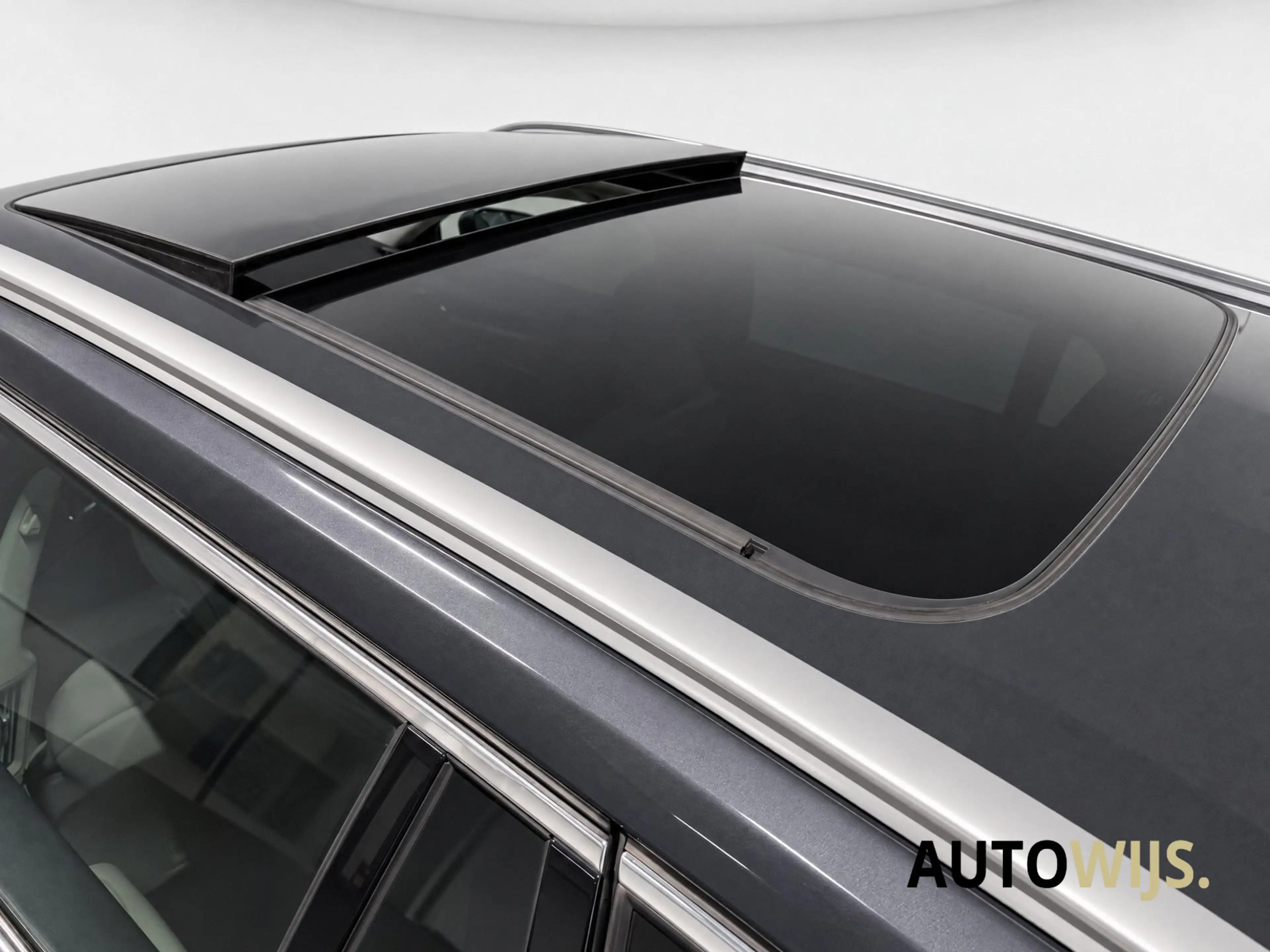 Volvo V60 2.0 T6 Twin Engine AWD Momentum Pro|PANO|CAMERA|ST — photo 14