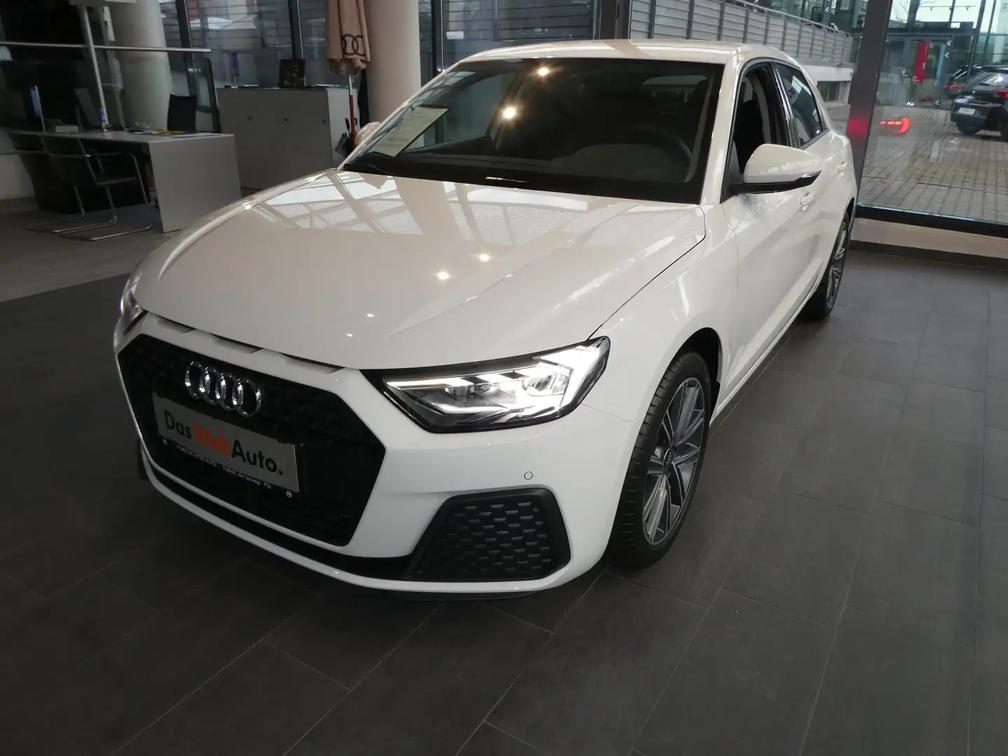 Audi A1 25 TFSI intense Weiß - 1