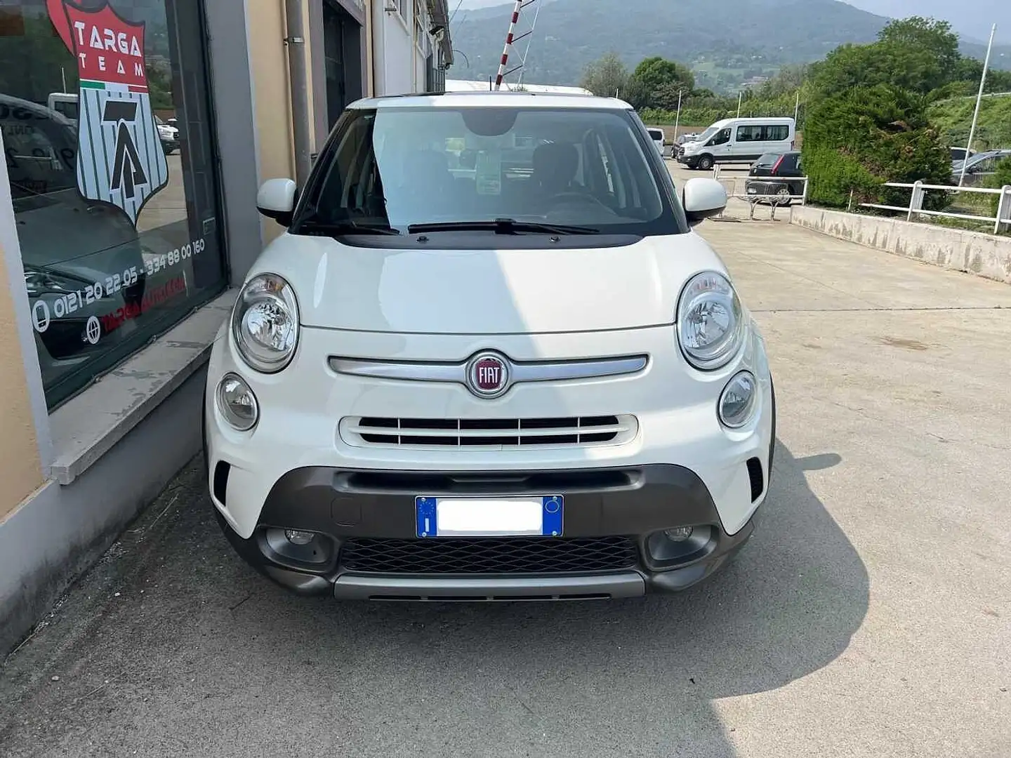 Fiat 500L 1.6 Multijet 120 CV Trekking Blanc - 2