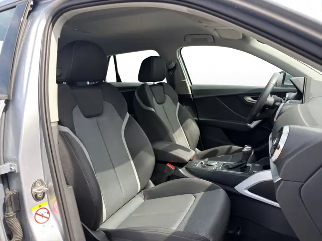 Audi Q2 view 10