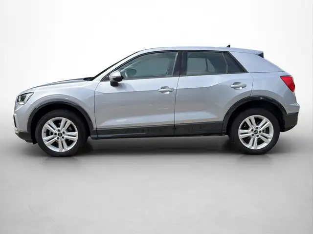 Audi Q2 view 3