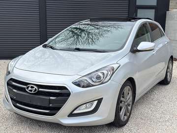 i30 1.6 CRDi ° NAVI ° TOIT PANO ° CLIM ° CUIR ° JA