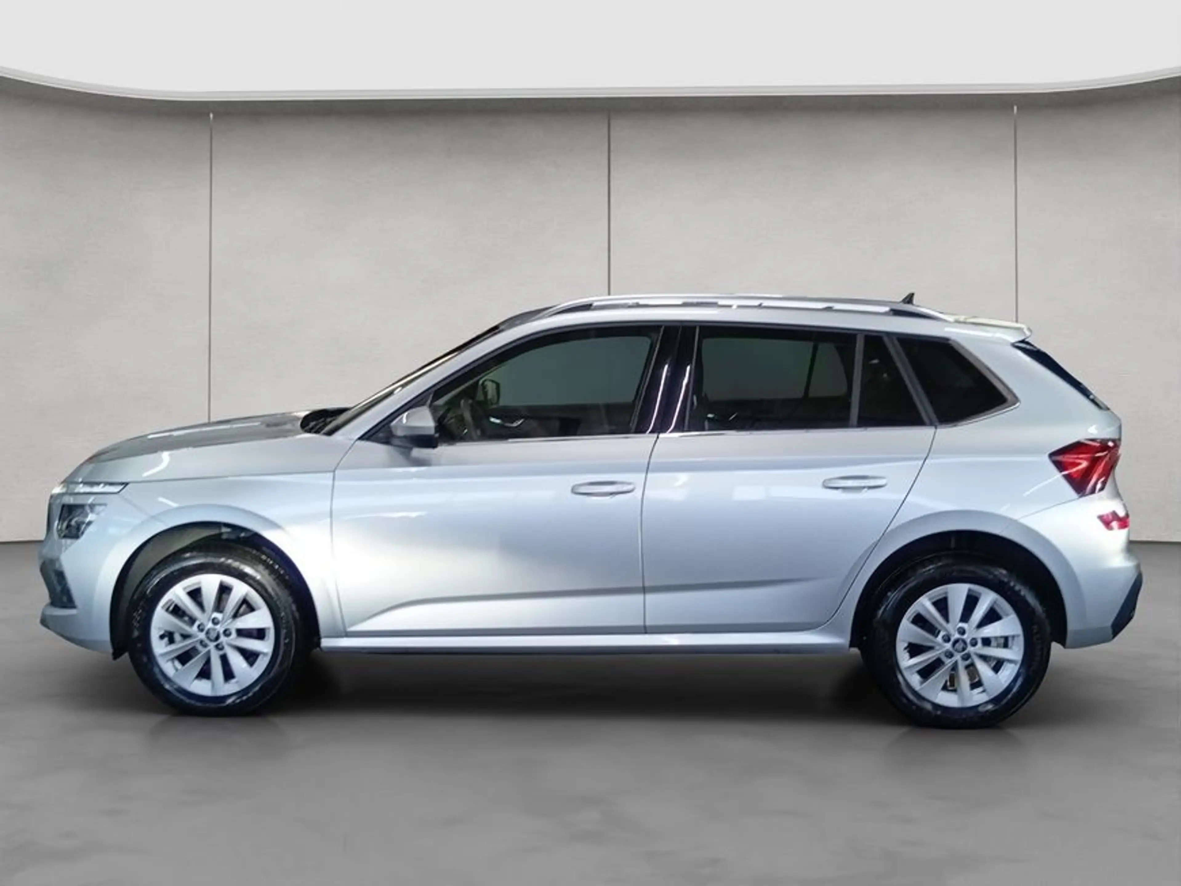 Skoda Kamiq 1.0 TSI Selection OPF — photo 2