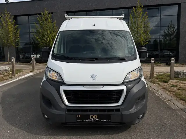 Peugeot Boxer 2.0 BlueHDi L2H2 SS Navi/regulateur/ Pro /(Garantie )