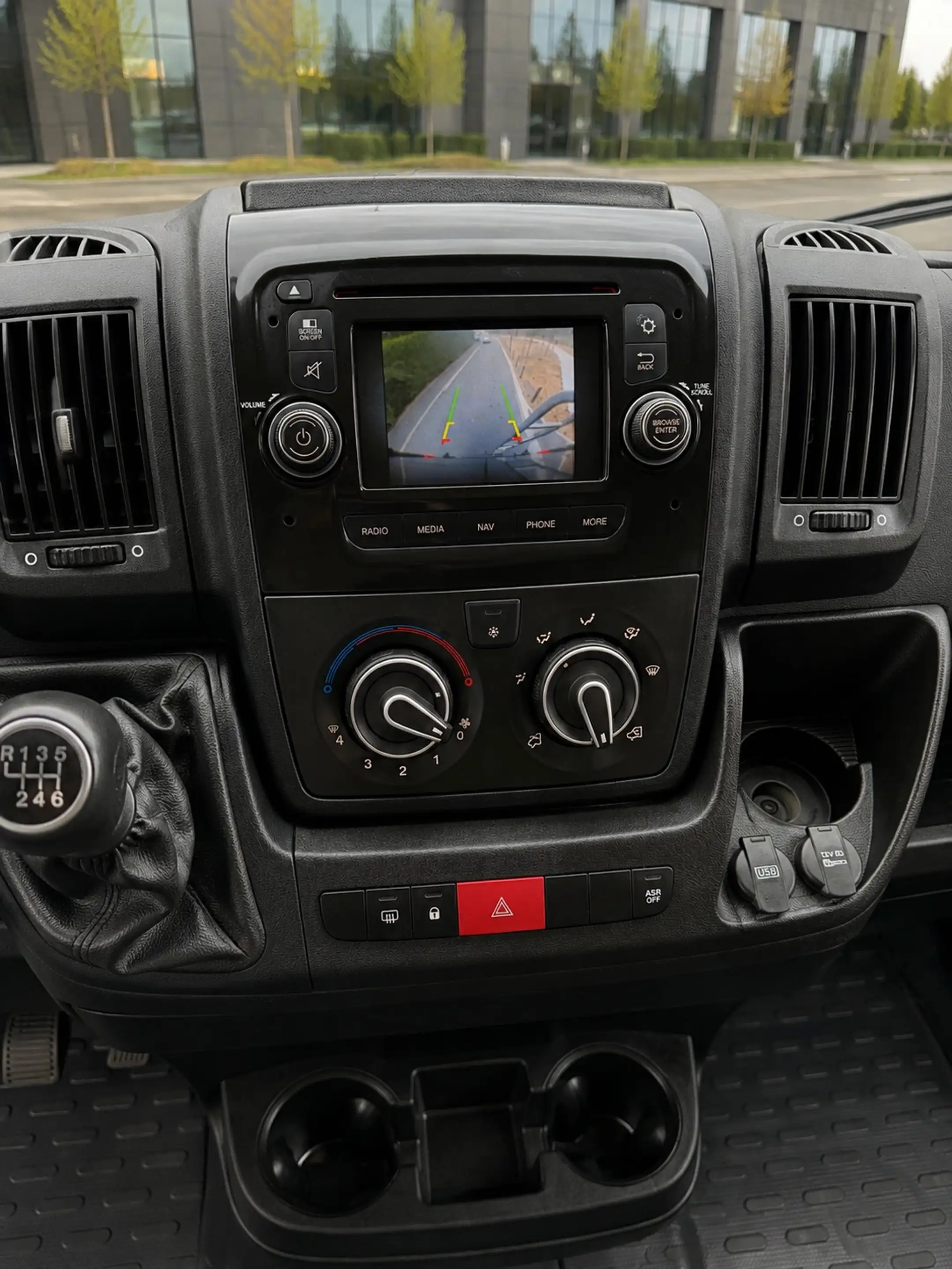 Peugeot Boxer 2.0 BlueHDi L2H2 (Garantie ) — photo 6