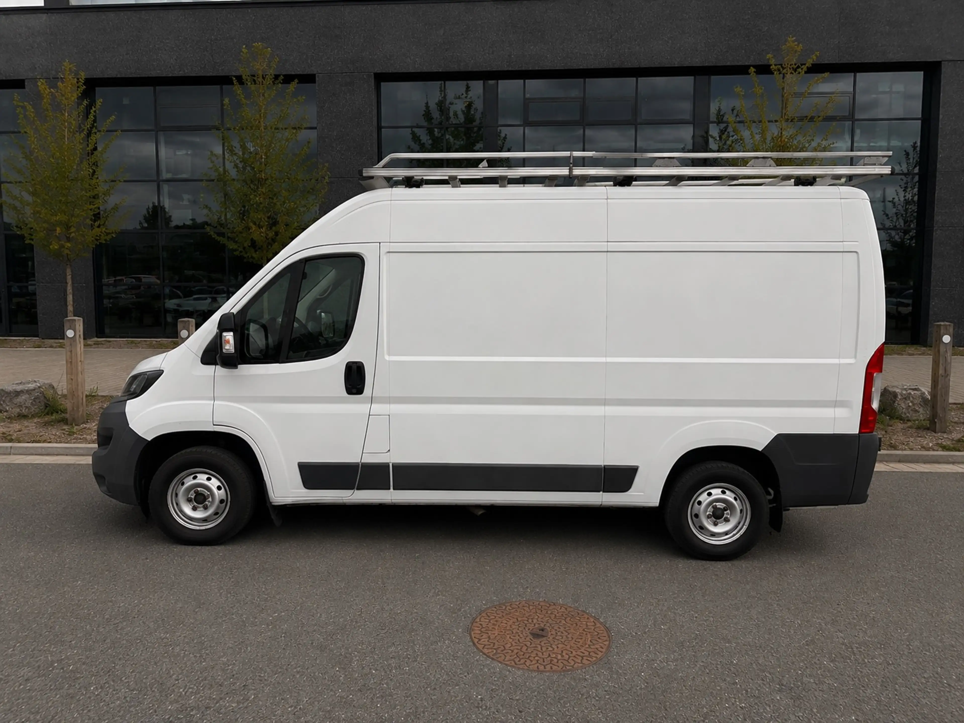 Peugeot Boxer 2.0 BlueHDi L2H2 (Garantie ) — photo 3