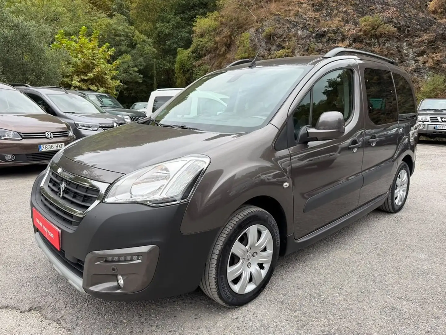 Peugeot Partner Tepee 1.6BlueHDI Outdoor 100 Beige - 2