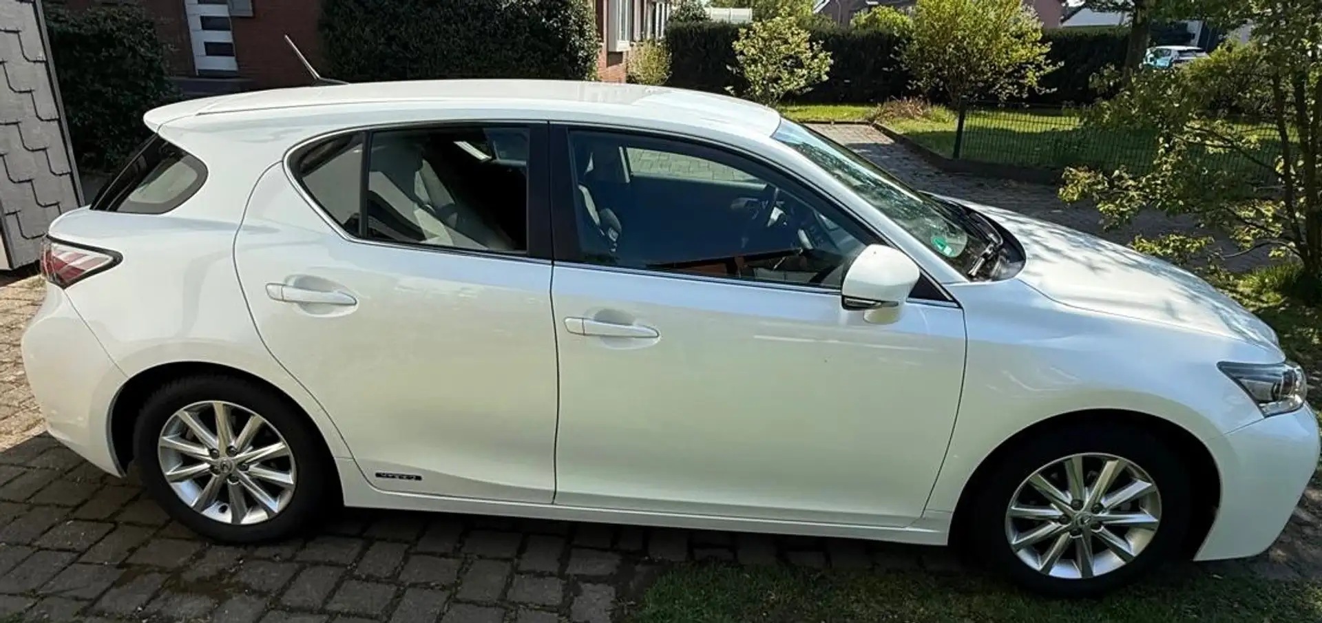 Lexus CT 200h CT 200h Weiß - 2