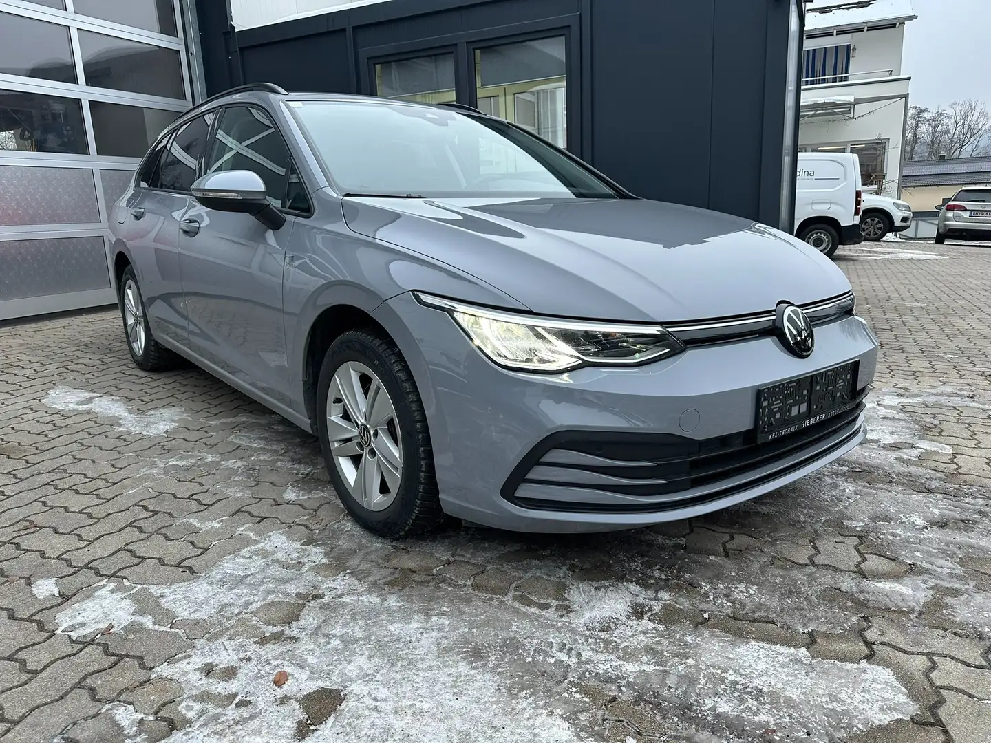 Volkswagen Golf Variant Golf Variant 2,0 TDI Life DSG Grau - 1