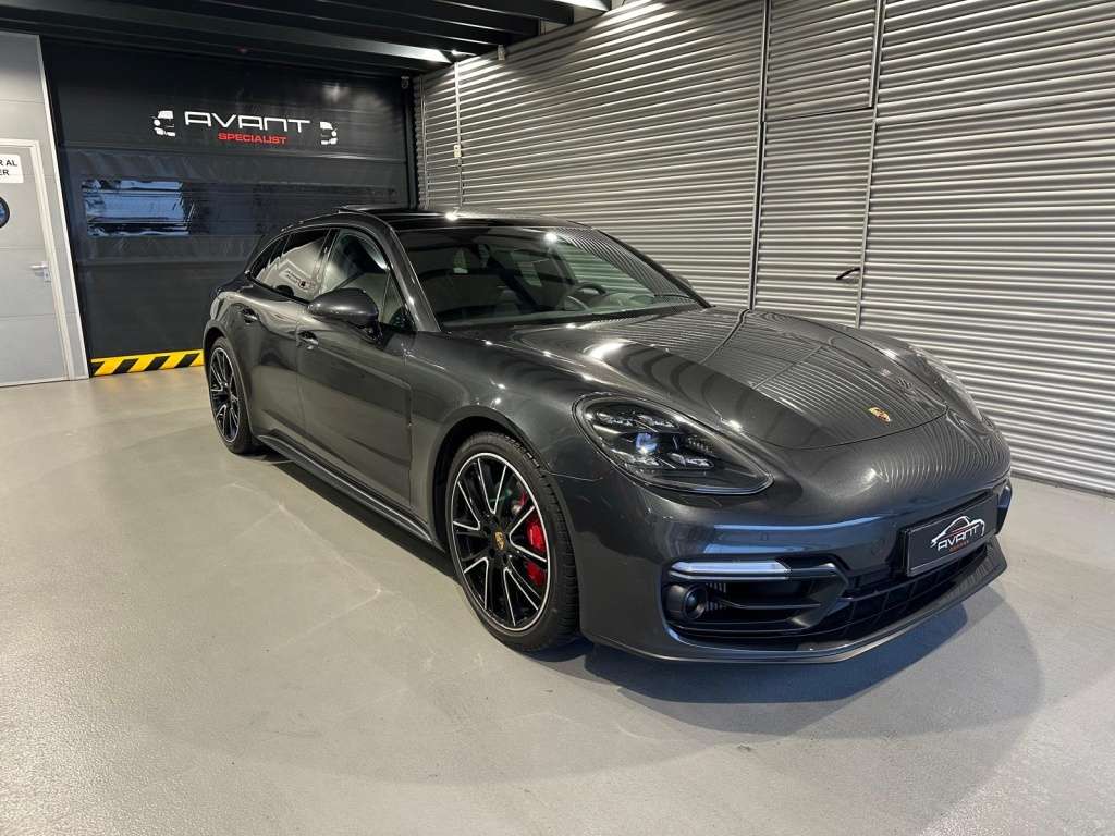 Porsche Panamera GTS Sport Turismo - foto 1