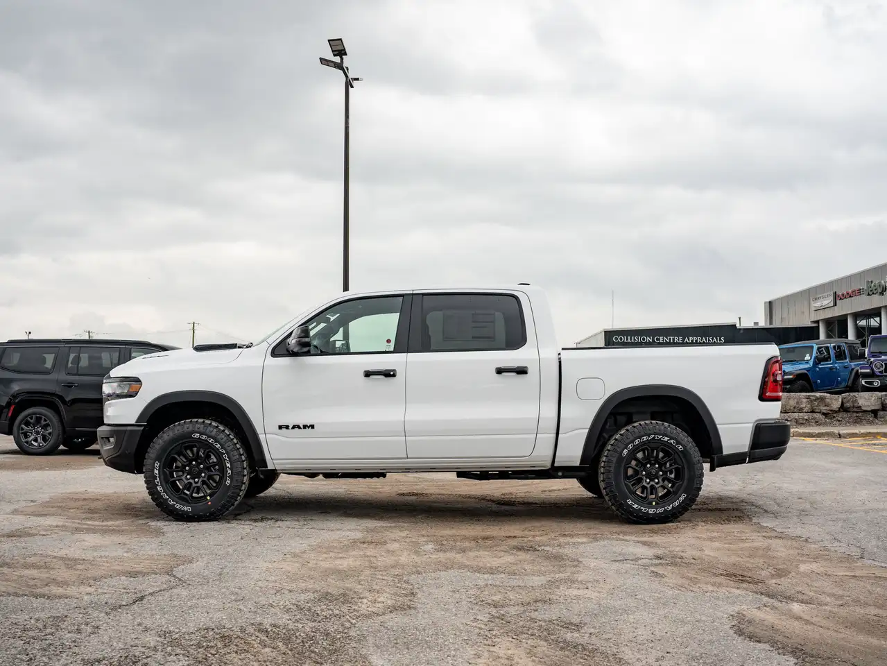 RAM 1500 photo RAM 1500