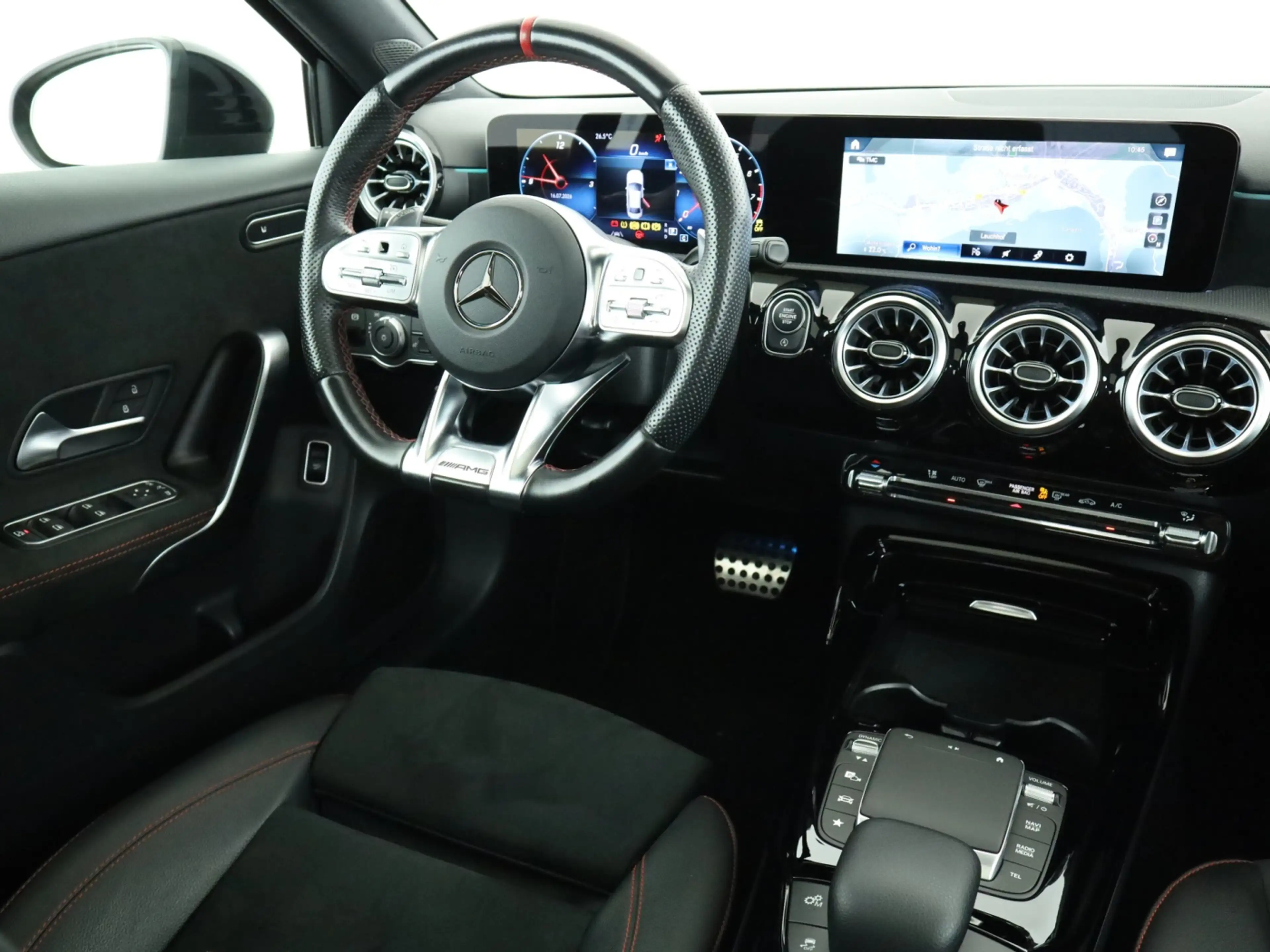 Mercedes-Benz A 35 AMG 4M *Multibeam*Panorama*PTS*Kamera*SHZG* — photo 10