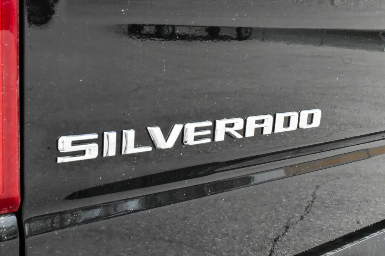 Chevrolet Silverado 1500 снимка Chevrolet Silverado 1500