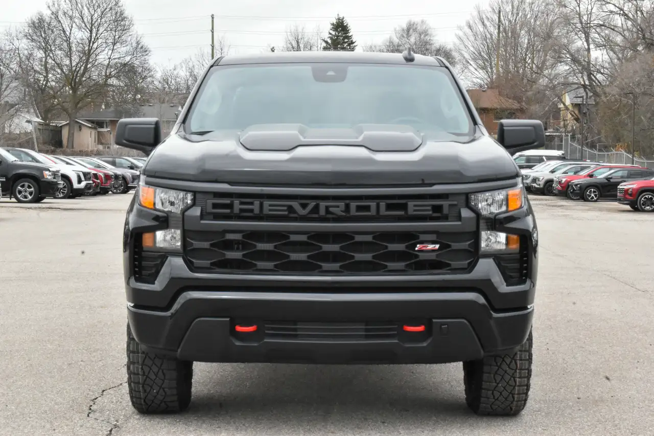 Chevrolet Silverado 1500 снимка Chevrolet Silverado 1500