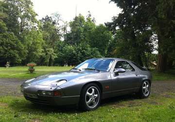 928 5.0 GT