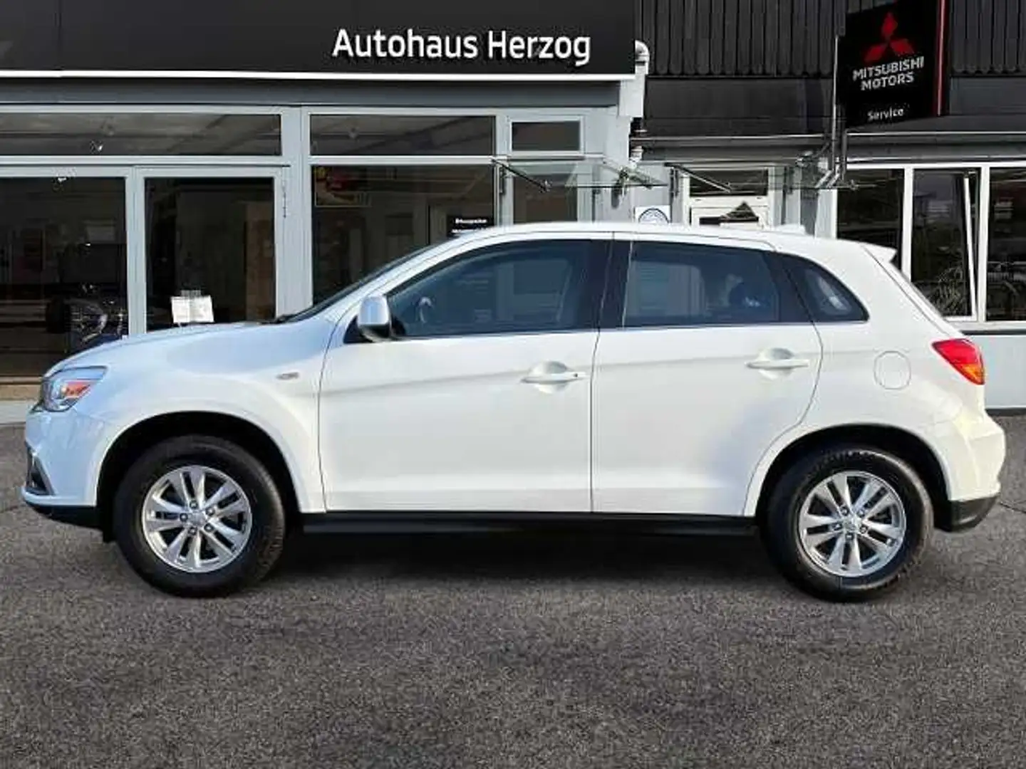 Mitsubishi ASX Diamant Edition 1.6 *WINTERRÄDER + NAVI* Weiß - 2