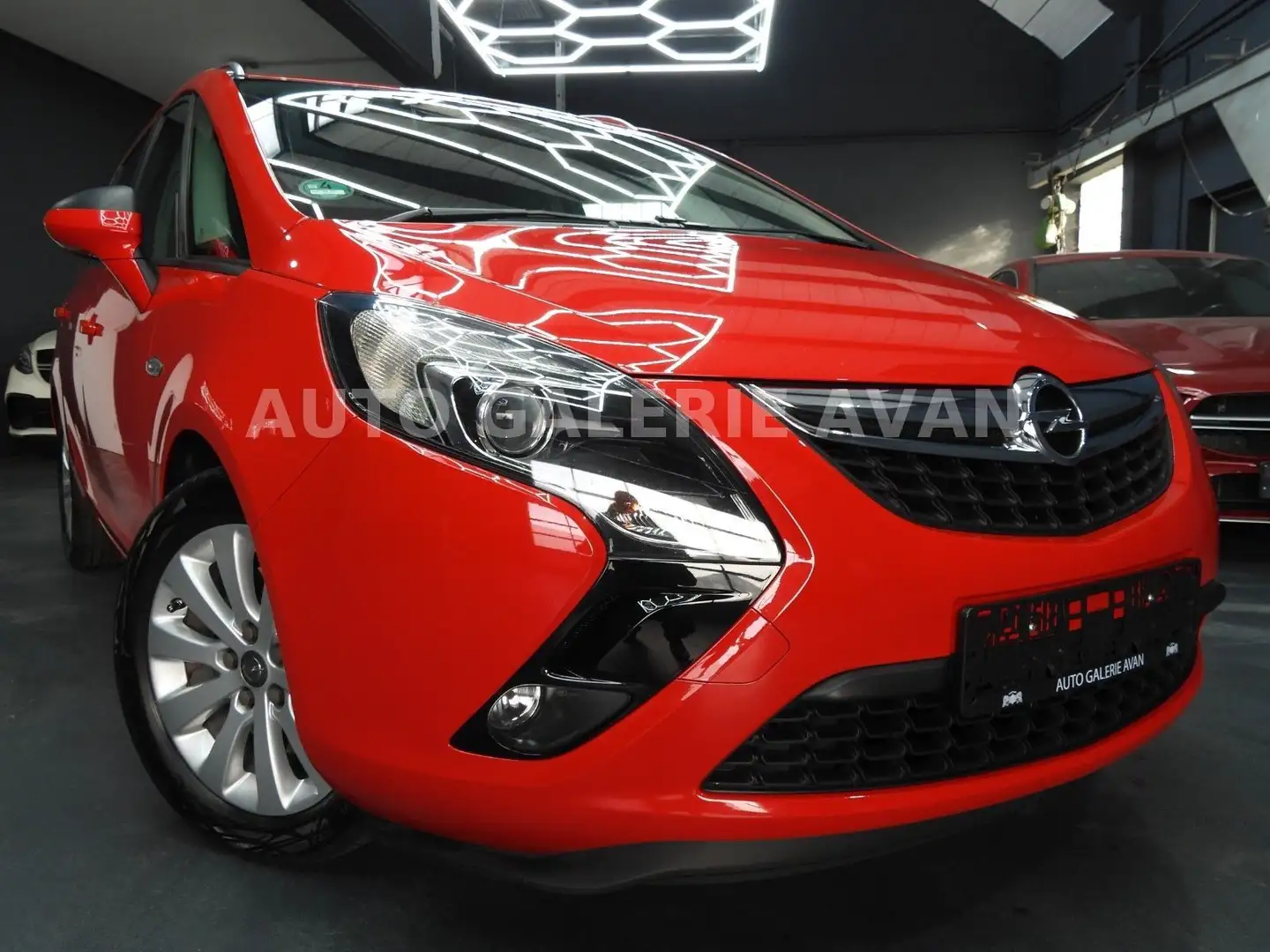 Opel Zafira C Tourer Edition Roşu - 1