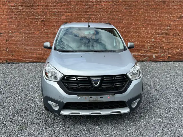 Dacia Lodgy Lodgy TCe 130 GPF Stepway