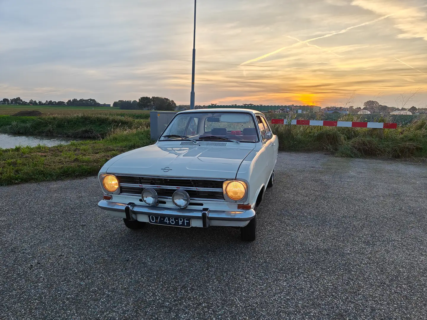 Opel Kadett 1.2S Wit - 1
