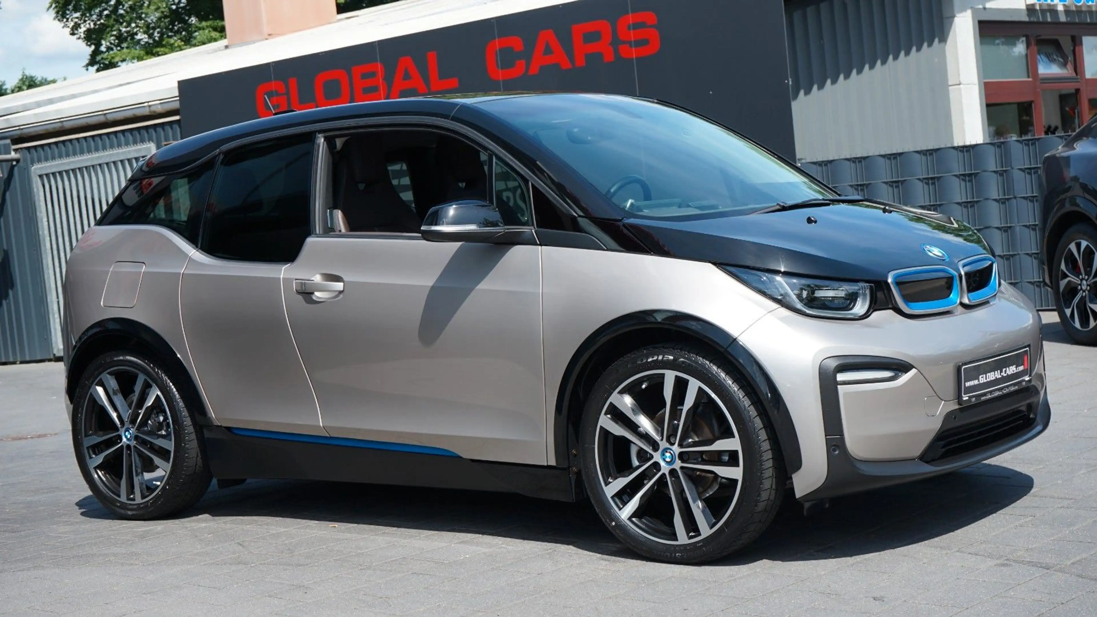 BMW i3 120AH SPORT PAKET*TWO TONE*LEDER TRUFFLE*20" — photo 10