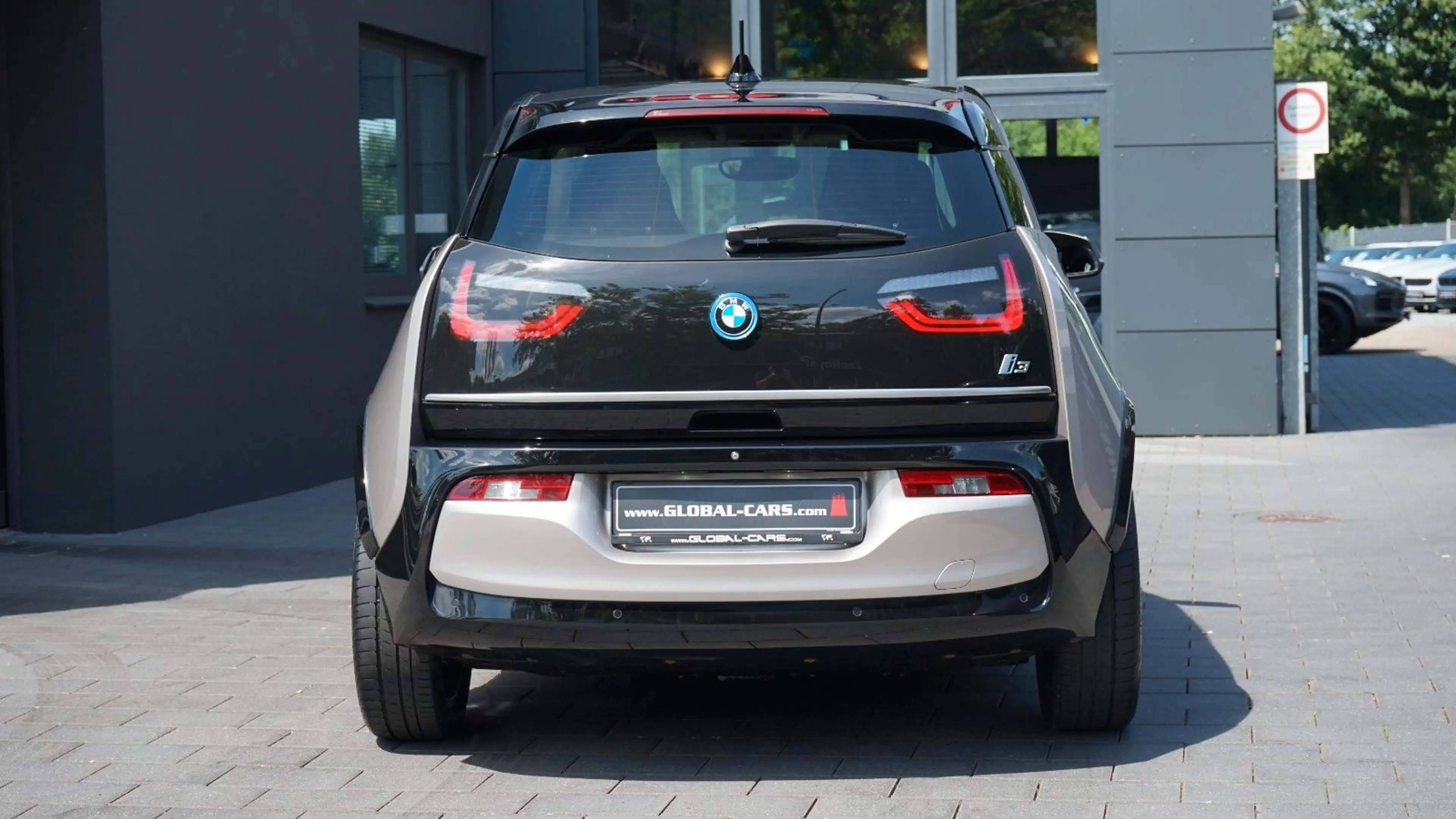 BMW i3 120AH SPORT PAKET*TWO TONE*LEDER TRUFFLE*20" — photo 15