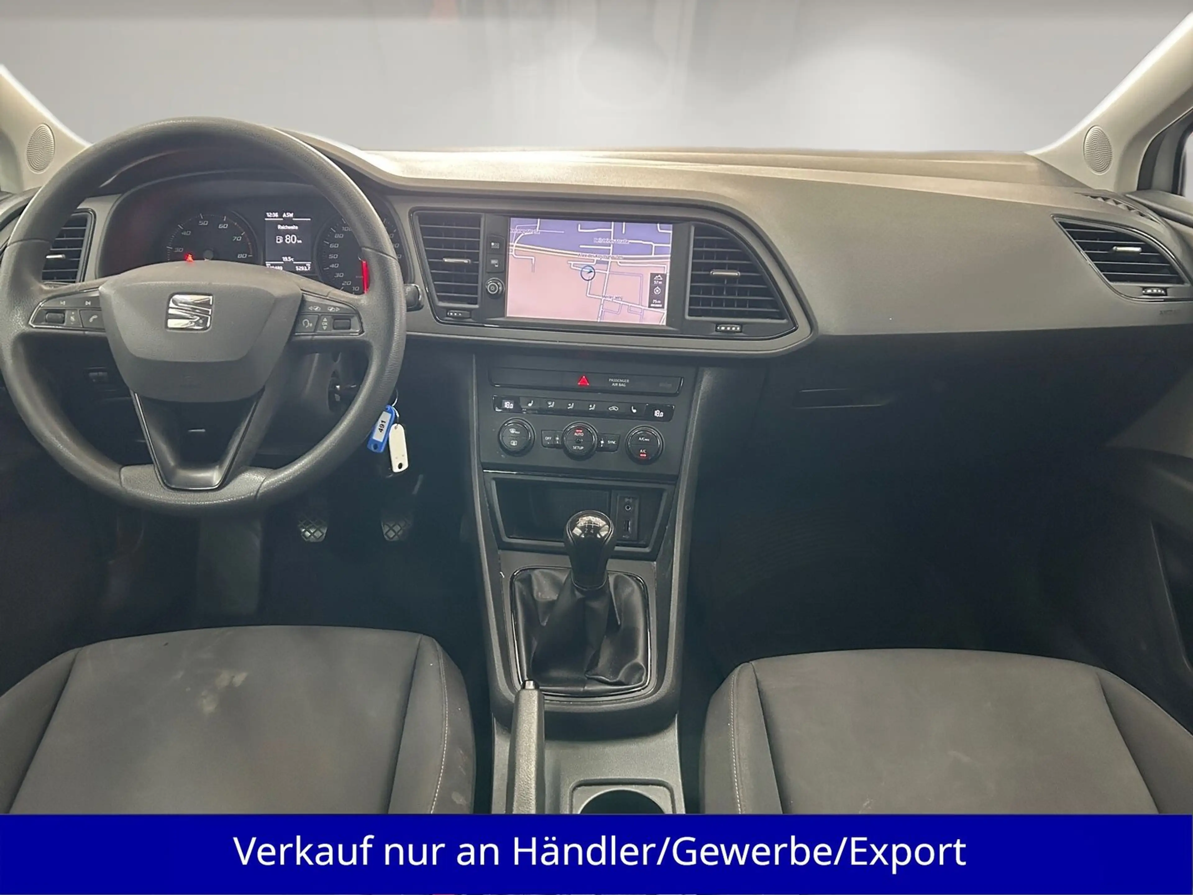 SEAT Leon ST 1.2 TSI AAC SHZ Navi PDC — photo 11