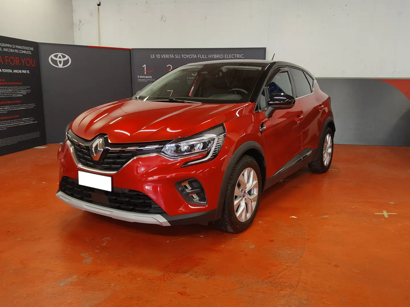 Renault Captur 1.6 E-Tech hybrid Intens 145cv auto Rosso - 1