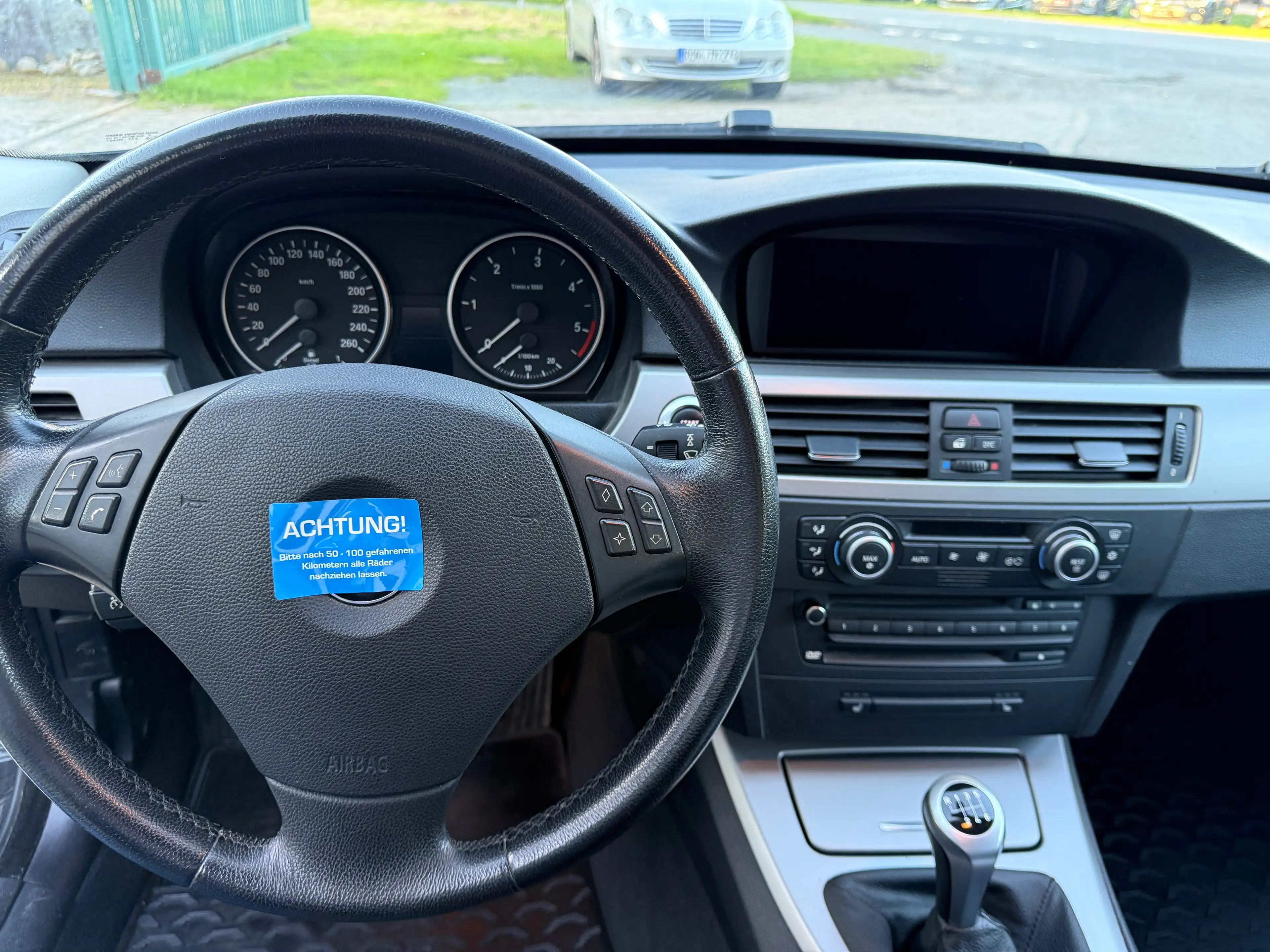 BMW 325 D Touring *nur 193 TKM*HU neu*2.Hand*Scheckheft*Navi*PDC*SHZ* — photo 13