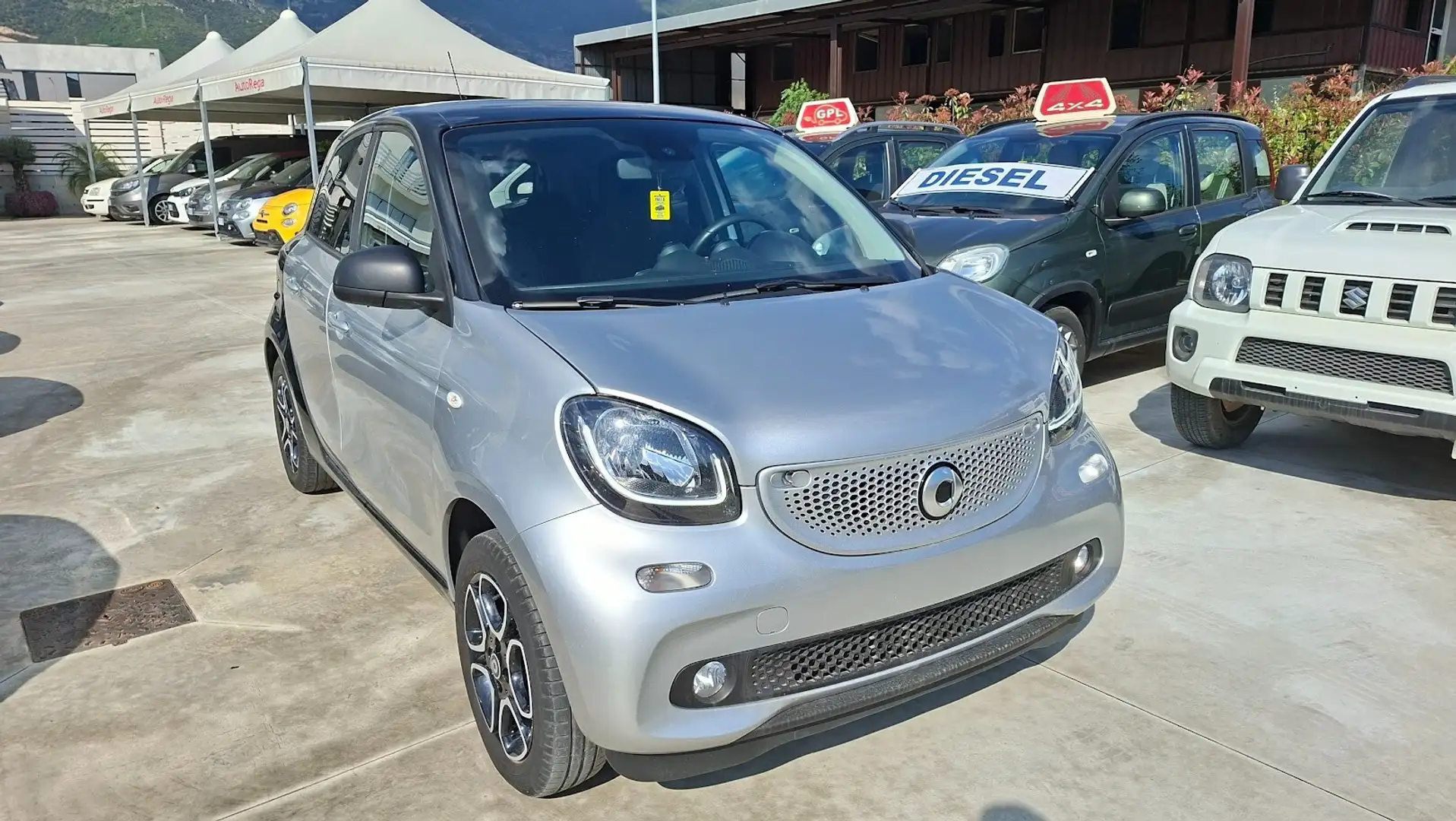 smart forFour 70 1.0 Passion Argento - 1